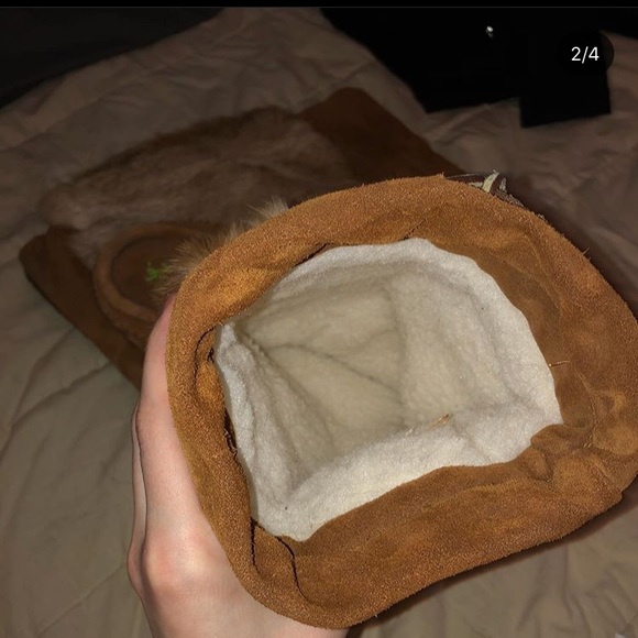 Authentic Moccasins! - Picture 3 of 4